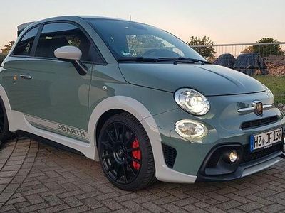 Gebraucht Abarth 695 70th Anniversary 179 PS (131 kW) 2020 Grün Kleinwagen