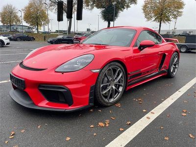 Porsche Cayman GT4