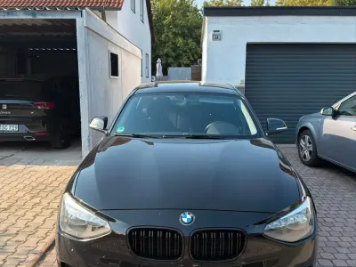 Gebraucht BMW 114 102 PS (75 kW) 2012 Schwarz Kleinwagen