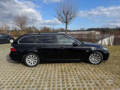 Gebraucht BMW 525 Sport Line 197 PS (144 kW) 2009 Schwarz Kombi