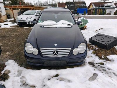 Gebraucht Mercedes C200 163 PS (119 kW) 2002 Blau Coupé
