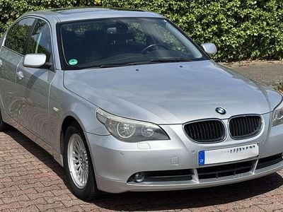 BMW 523