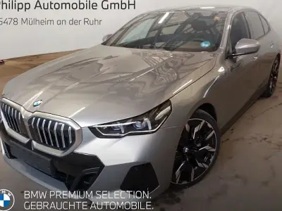 Begagnad BMW 540 Comfort Edition 303 HK (222 kW) 2025 Grå Sedan