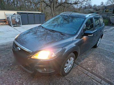 Gebraucht Ford Focus Style 109 PS (80 kW) 2010 Grau Kombi