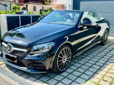 Gebraucht Mercedes C300 AMG line 258 PS (189 kW) 2020 Schwarz Cabrio