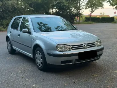 Gebraucht VW Golf IV 102 PS (75 kW) 2001 Silber Limousine