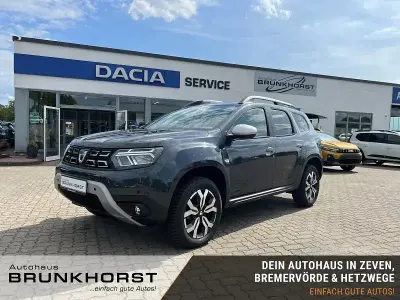 Gebraucht Dacia Duster Prestige 101 PS (74 kW) 2022 Kometengrau SUV
