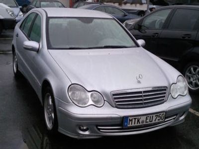 Gebraucht Mercedes C200 163 PS (119 kW) 2006 Silber metallic Limousine