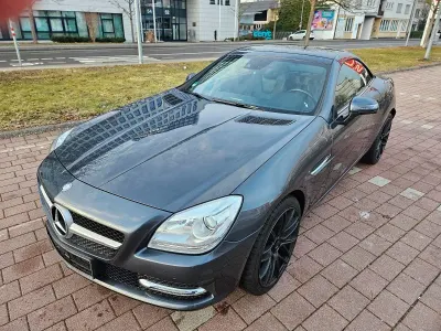 Gebraucht Mercedes SLK200 184 PS (135 kW) 2011 Grau Cabrio