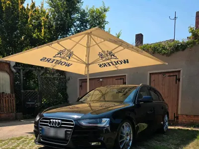 Gebraucht Audi A4 150 PS (110 kW) 2014 Schwarz Kombi