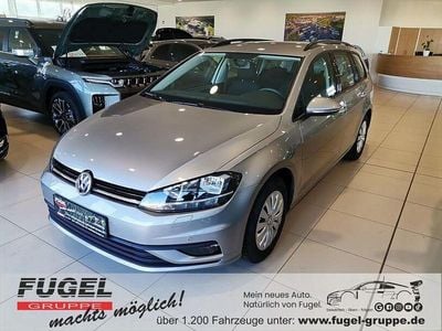 Gebraucht VW Golf VII Trendline 116 PS (85 kW) 2019 Tungsten silver metallic Kombi