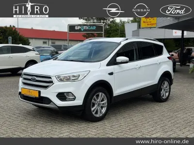 Gebraucht Ford Kuga Trend 120 PS (88 kW) 2018 Weiß SUV