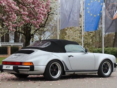 Silber Gebraucht 1989 Porsche 911 Cabrio | 189.000 €