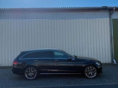 Gebraucht Mercedes C220 170 PS (125 kW) 2014 Schwarz Kombi