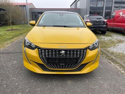 Gebraucht Peugeot 208 Allure 102 PS (75 kW) 2020 Gelb Kleinwagen