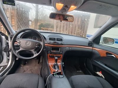 gebraucht Mercedes E200 KOMPRESSOR T CLASSIC Classic