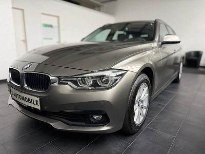 Silber Gebraucht 2019 BMW 318 Advantage Kombi | 15.990 € (Fairer Preis)