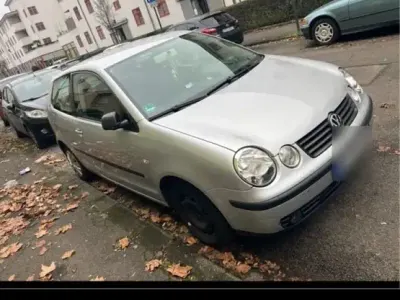 Gebraucht VW Polo 64 PS (47 kW) 2003 Grau Kleinwagen