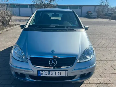 Używany Mercedes A170 116 KM (85 kW) 2007 Niebieski Hatchback