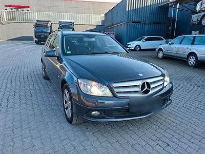 Gebraucht Mercedes 200 136 PS (100 kW) 2010 Grau Kombi