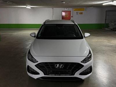 Gebraucht Hyundai i30 110 PS (80 kW) 2021 Weiß Kombi