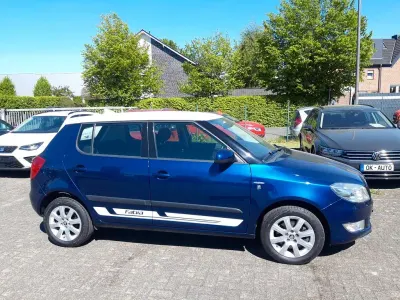 Usata Skoda Fabia Elegance 105 CV (77 kW) 2013 Blu Berlina