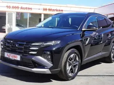 Neu Hyundai Tucson 150 PS (110 kW) 2026 Abyssblackmet. SUV