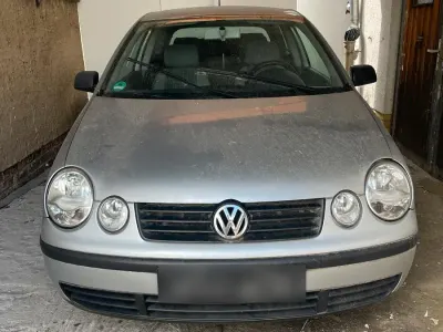Używany VW Polo 2003 Srebrny Sedan/Limuzyna