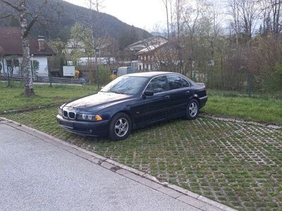 gebraucht BMW 525 i -