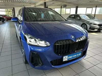 Gebraucht BMW 218 Active Tourer M Sport 136 PS (100 kW) 2024 Blau Van / Kleinbus
