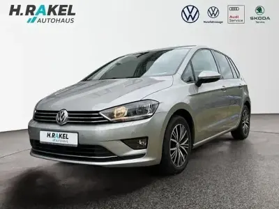 Second-hand VW Golf VII Allstar 110 CP (80 kW) 2016 Argintiu Berlinǎ