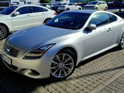 Gebraucht Nissan Skyline S 333 PS (244 kW) 2009 Grau Coupé