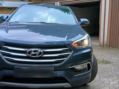 Gebraucht Hyundai Santa Fe Trend 188 PS (138 kW) 2018 Blau SUV