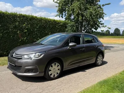 Gebraucht Citroën C4 Attraction 131 PS (96 kW) 2015 Grau Limousine