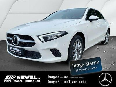 Gebraucht Mercedes A250 160 PS (117 kW) 2021 Polarweiß Limousine