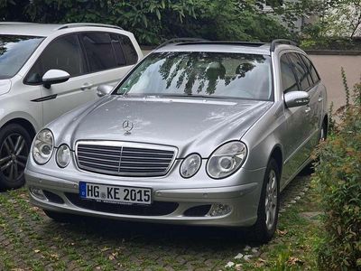 Mercedes E200