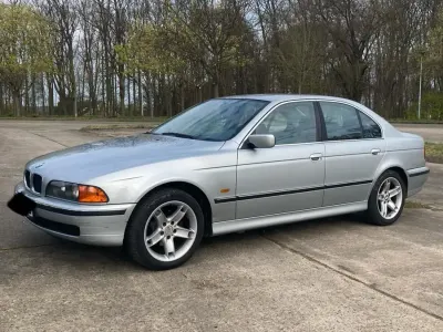 Gebraucht BMW 520 150 PS (110 kW) 1996 Silber Limousine