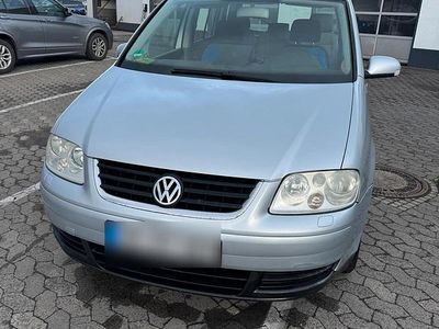Gebraucht VW Touran 100 PS (73 kW) 2004 Silber Van / Kleinbus