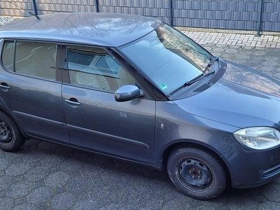 Gebraucht Skoda Fabia 60 PS (44 kW) 2009 Grau Kleinwagen