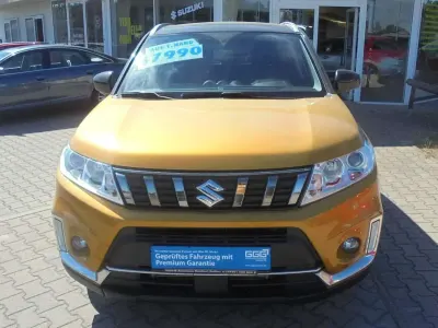 Gebraucht Suzuki Vitara Comfort 140 PS (102 kW) 2020 Gold SUV