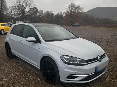 Gebraucht VW Golf VII Join 150 PS (110 kW) 2018 Weiß Limousine