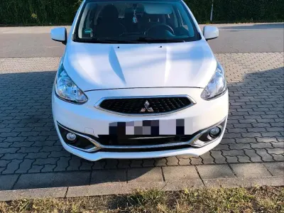 Gebraucht Mitsubishi Space Star 71 PS (52 kW) 2019 Weiß Kleinwagen