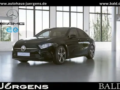 Gebraucht Mercedes A180 Progressive 136 PS (100 kW) 2023 Unilack nachtschwarz Limousine