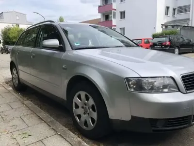 Gebraucht Audi A4 131 PS (96 kW) 2002 Silber Kombi