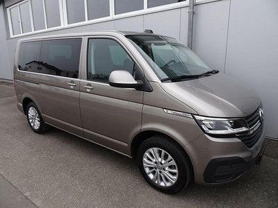 Gebraucht VW Multivan 150 PS (110 kW) 2021 Grau Van / Kleinbus