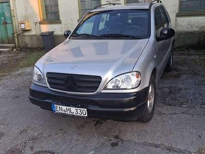Gebraucht Mercedes ML320 218 PS (160 kW) 1998 SUV