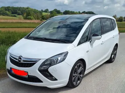 Gebraucht Opel Zafira Tourer Edition 140 PS (102 kW) 2012 Weiß Van / Kleinbus