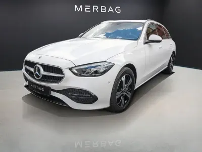 Gebraucht Mercedes C300e Avantgarde 313 PS (230 kW) 2023 Polarweiß Kombi