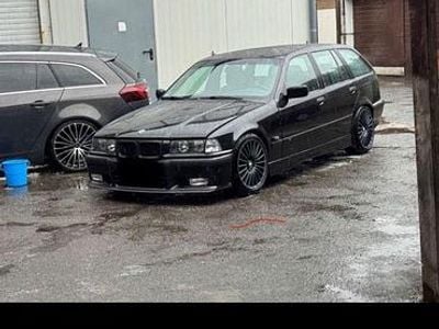 Gebraucht BMW 328 M Sport 193 PS (141 kW) 1996 Schwarz Kombi