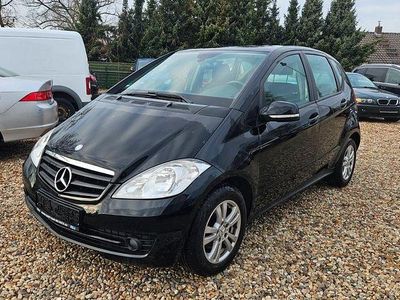 Gebraucht Mercedes A180 109 PS (80 kW) 2011 Schwarz Van / Kleinbus